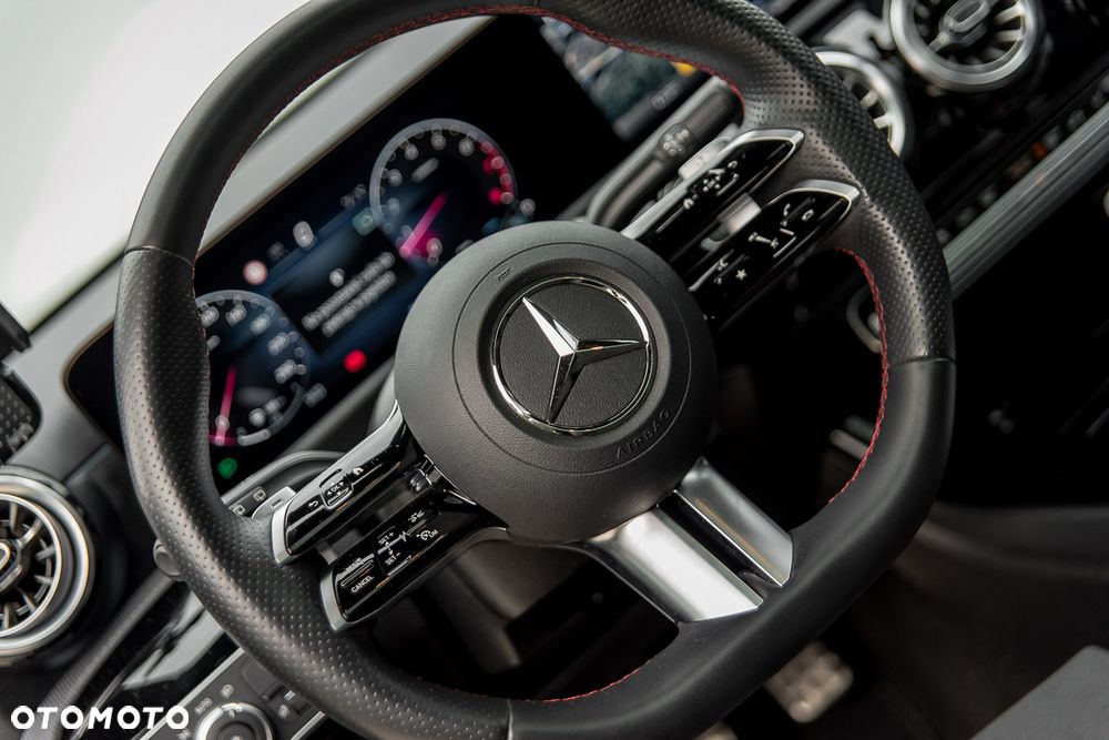 Mercedes-Benz Klasa A 220 4-Matic AMG Line 8G-DCT - 4