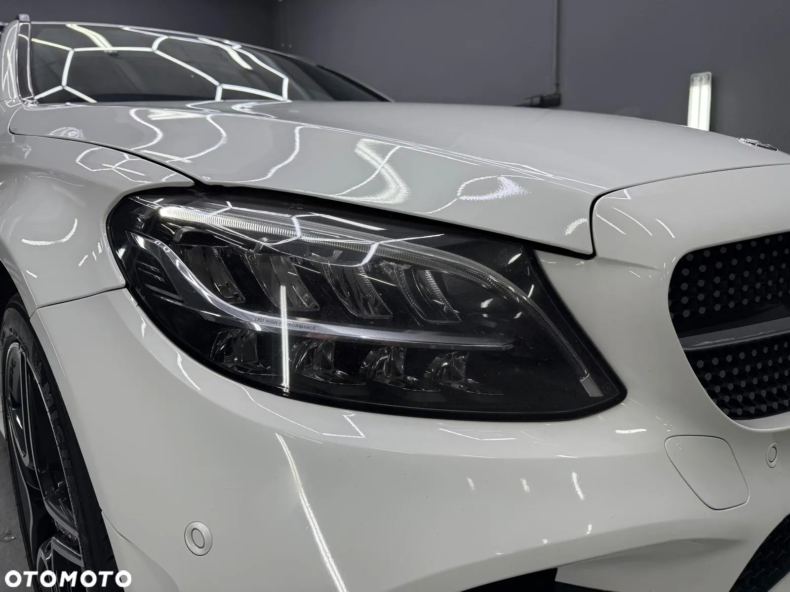 Mercedes-Benz Klasa C 300 de T 9G-TRONIC AMG Line - 14