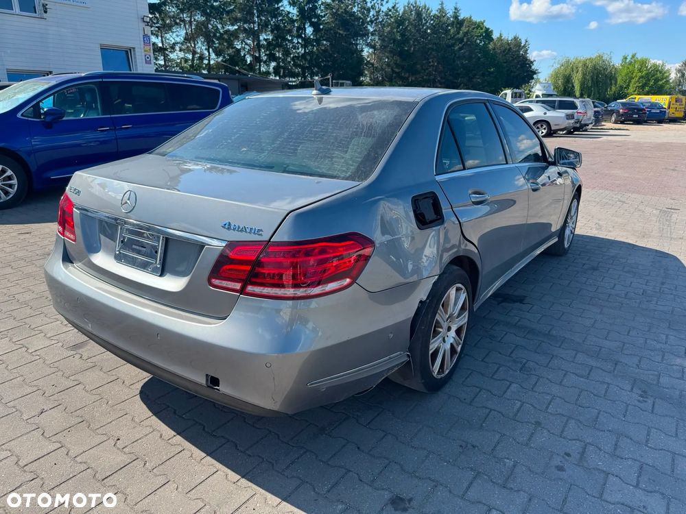 Mercedes-Benz Klasa E - 7