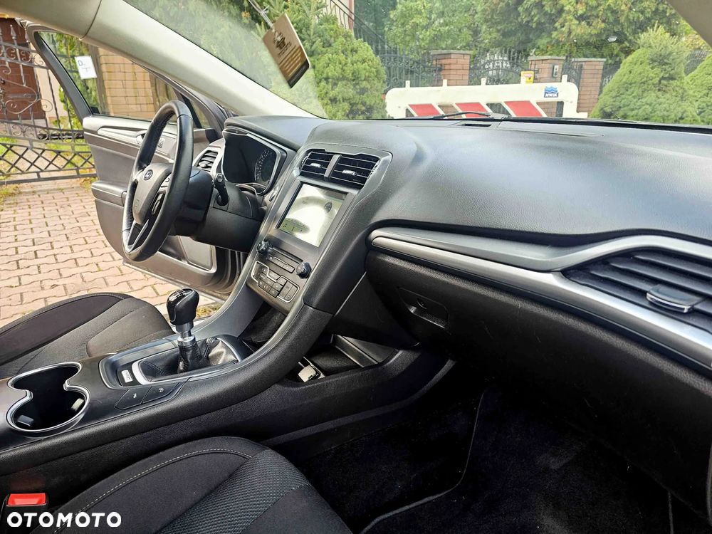 Ford Mondeo 2.0 TDCi Titanium - 19