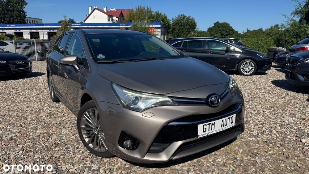 Toyota Avensis Touring Sports 1.8 Multidrive S Executive - 21