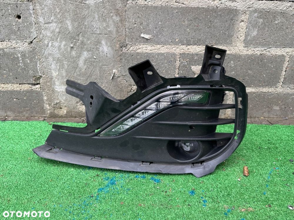 HYUNDAI I30 III 3 18-21 HALOGEN LED DRL LEWY EU ORG 92207G4210 - 1