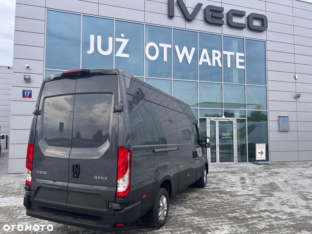 Iveco HIT SPRZEDAŻY,DOSTĘPNY OD RĘKI,kubatura 12m3 - 5