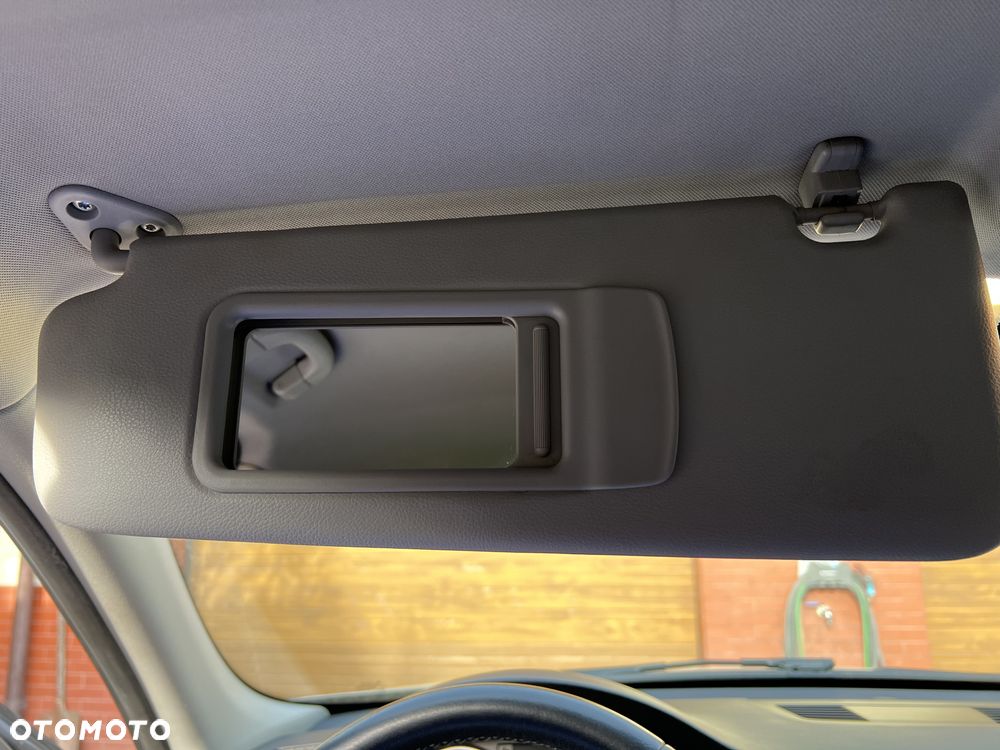 BMW Seria 3 318d - 22