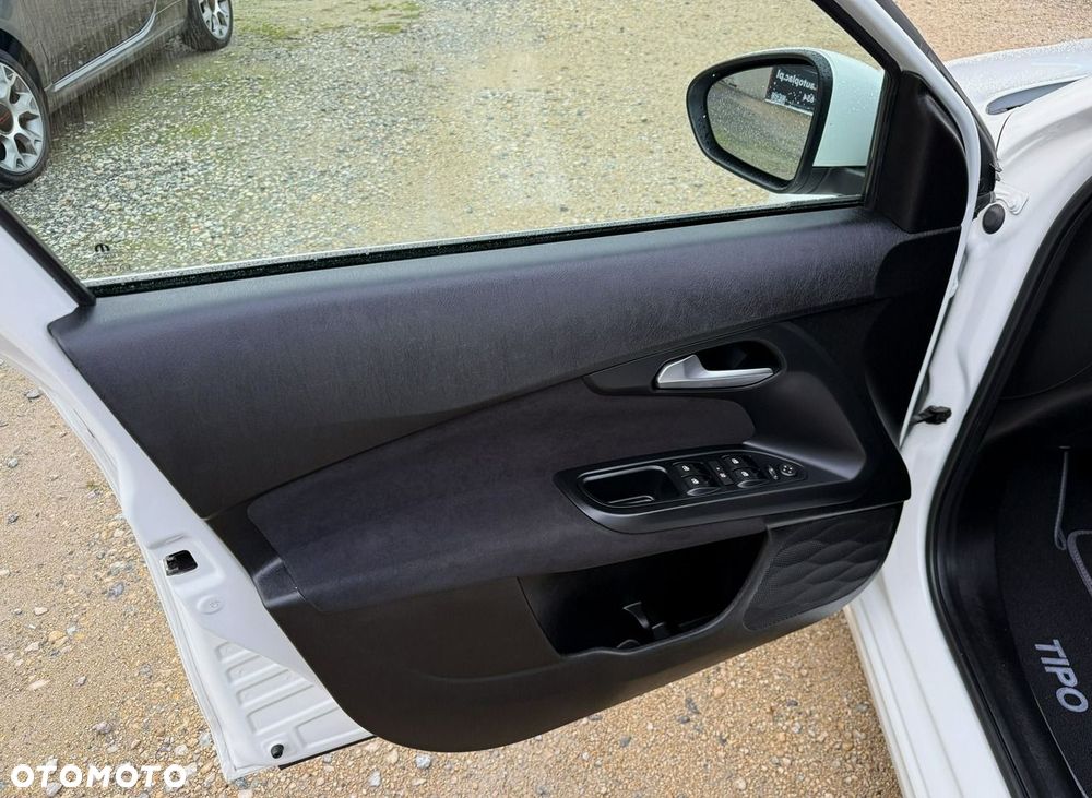 Fiat Tipo 1.4 T-Jet 16v Lounge EU6 - 17