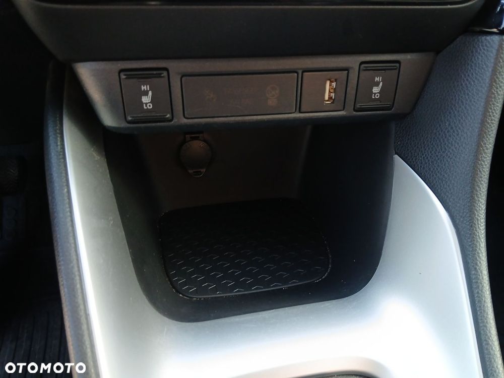 Toyota Yaris Hybrid 1.5 Comfort - 31