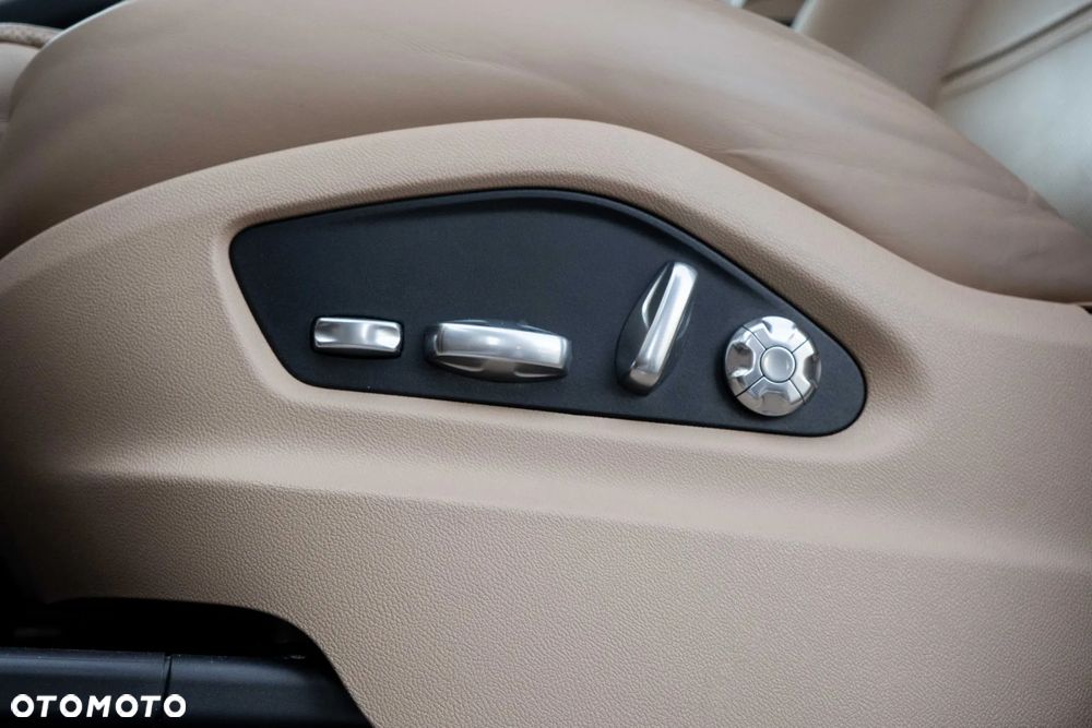 Porsche Cayenne S - 15