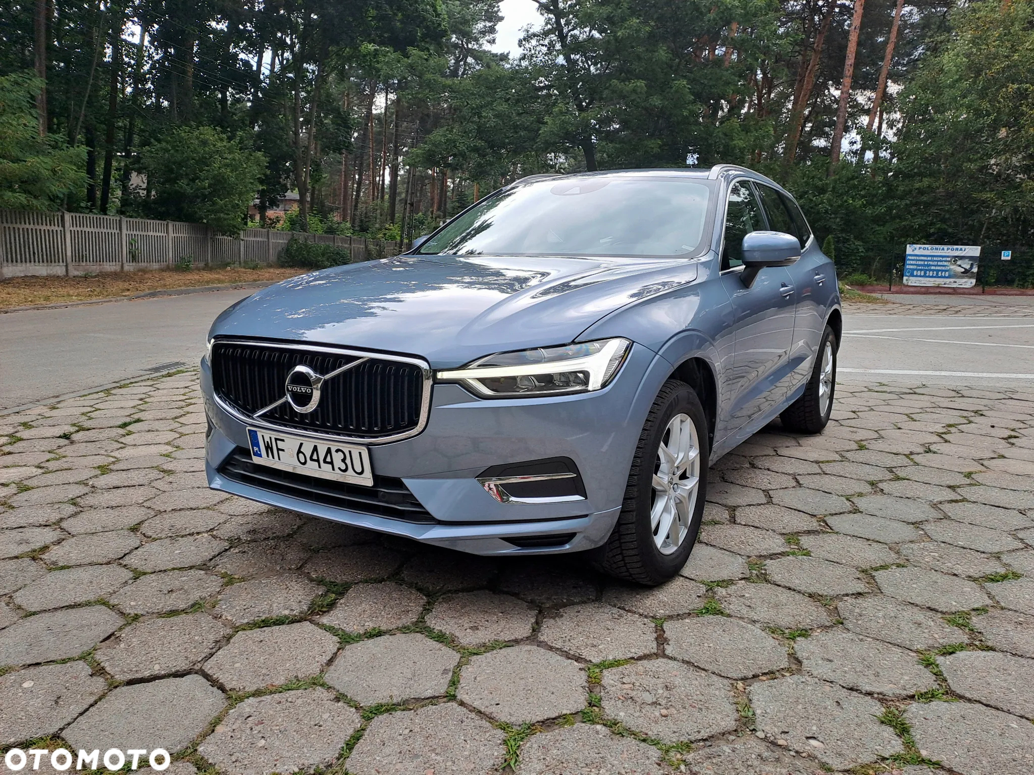 Volvo XC 60 B4 D AWD Momentum Pro - 19
