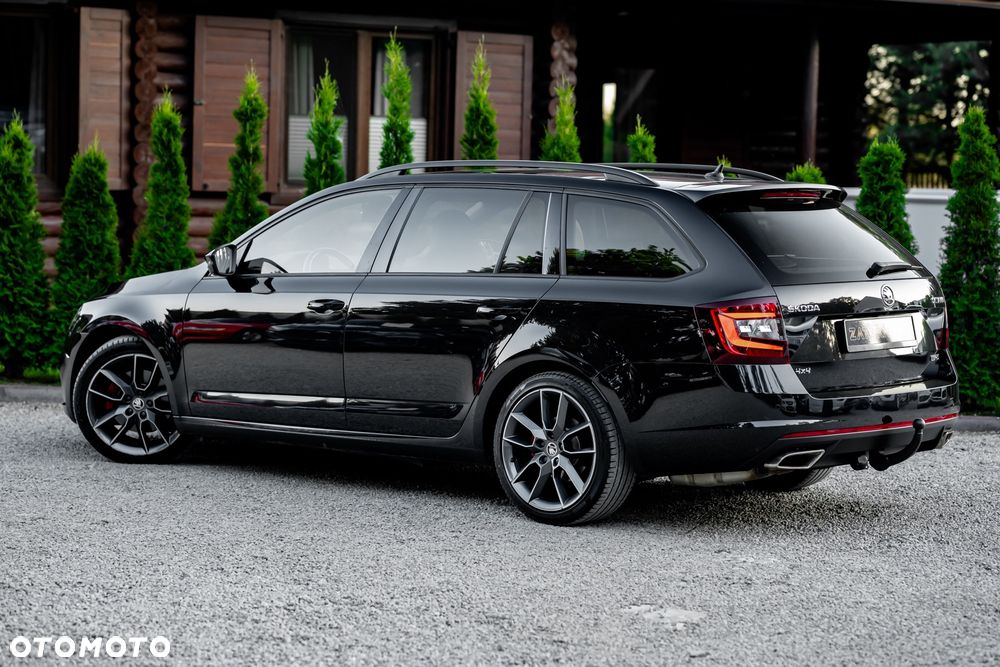 Skoda Octavia 2.0 TDI DSG RS - 13