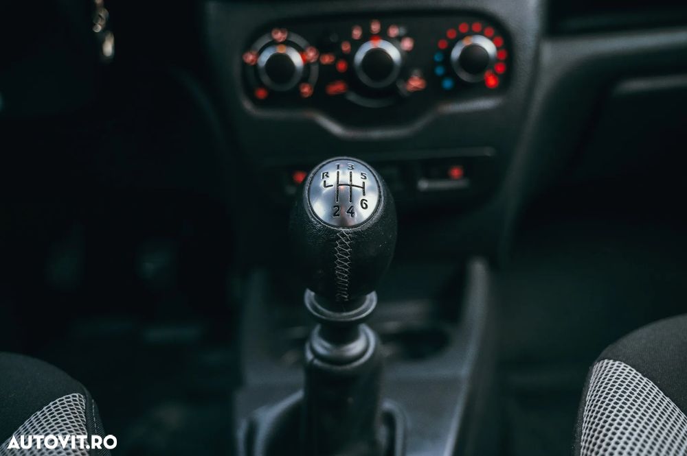 Dacia Lodgy Blue dCi 115 (7-Sitzer) Stepway - 16