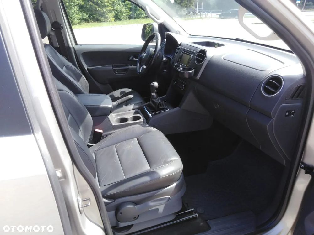 Volkswagen Amarok - 14