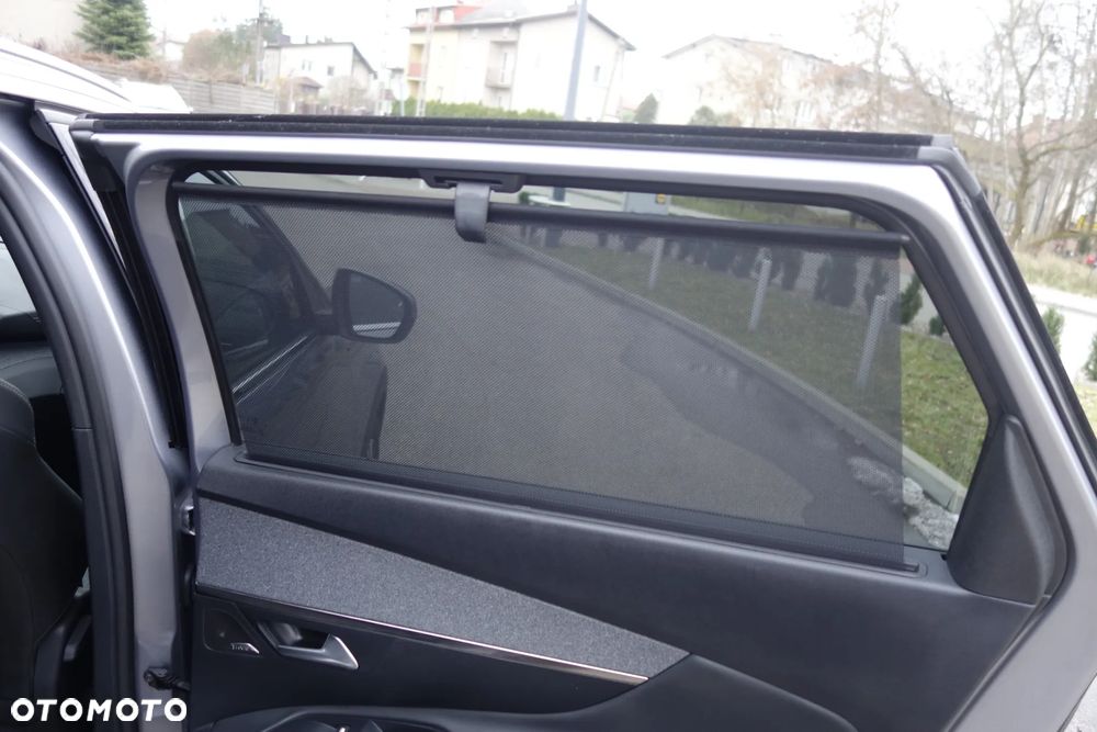 Peugeot 5008 1.6 PureTech GT Line S&S EAT8 - 13