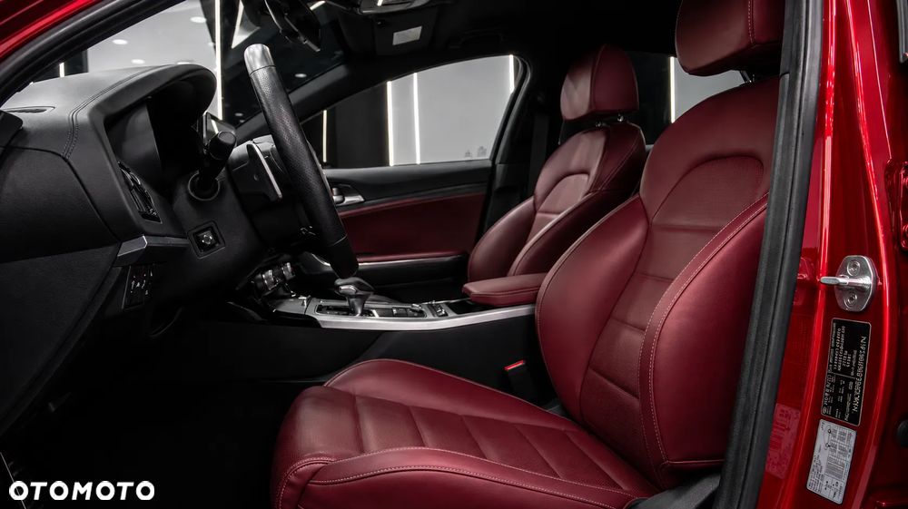 Kia Stinger 2.0 T-GDI GT Line - 7