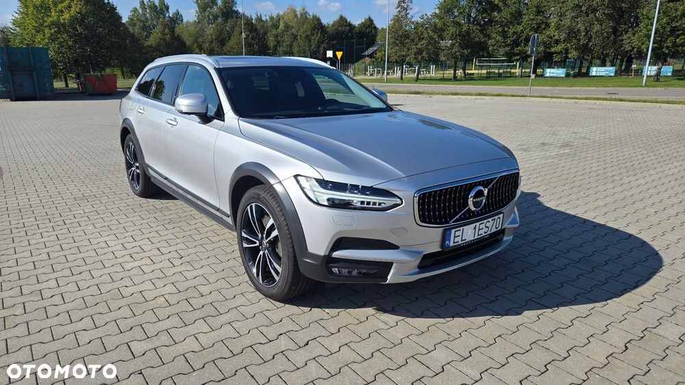 Volvo V90 Cross Country T5 AWD Pro - 1