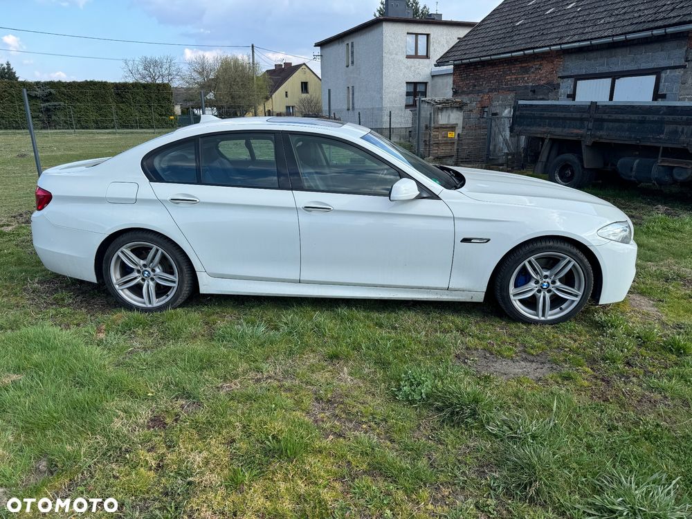 BMW Seria 5 535i xDrive - 4