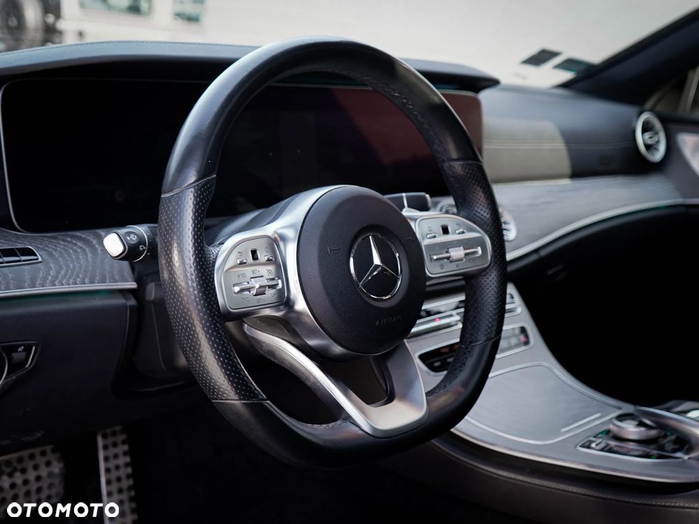 Mercedes-Benz CLS - 13