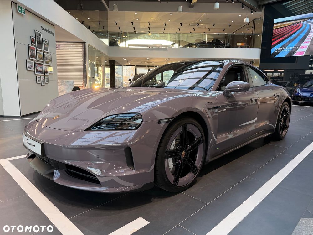 Porsche Taycan 105kWh Performance Plus - 41
