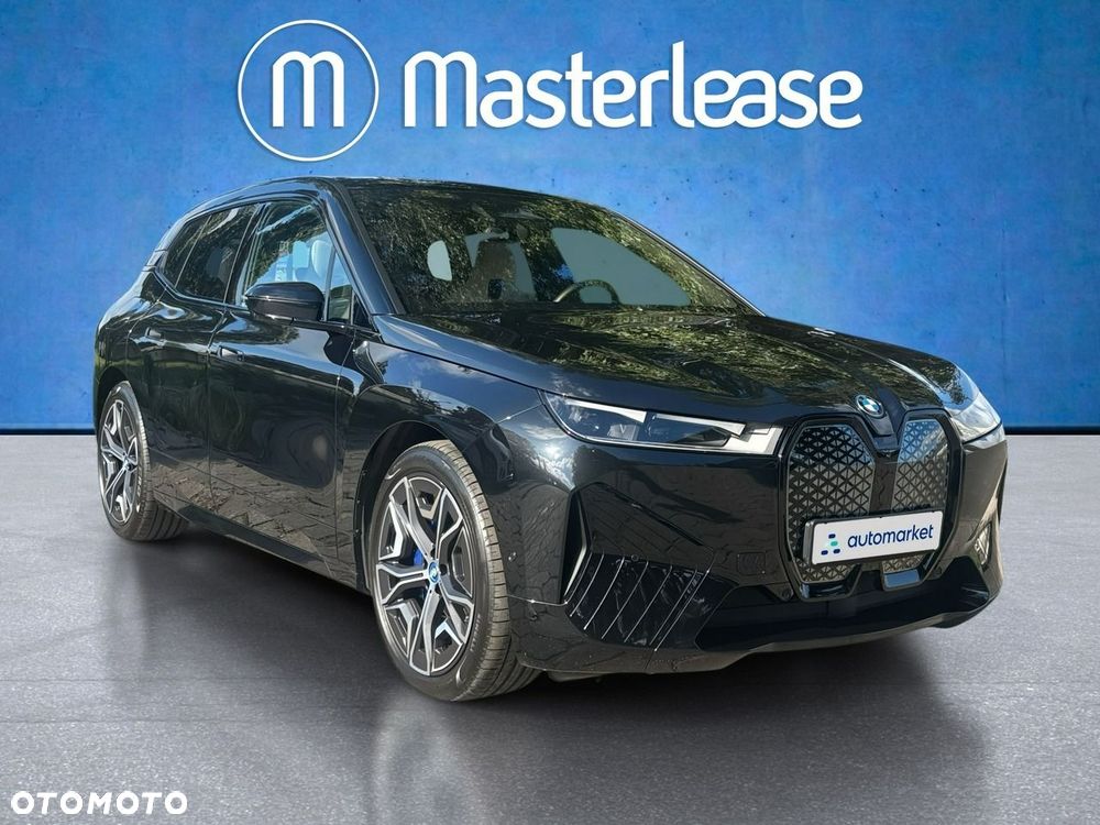 BMW iX - 3