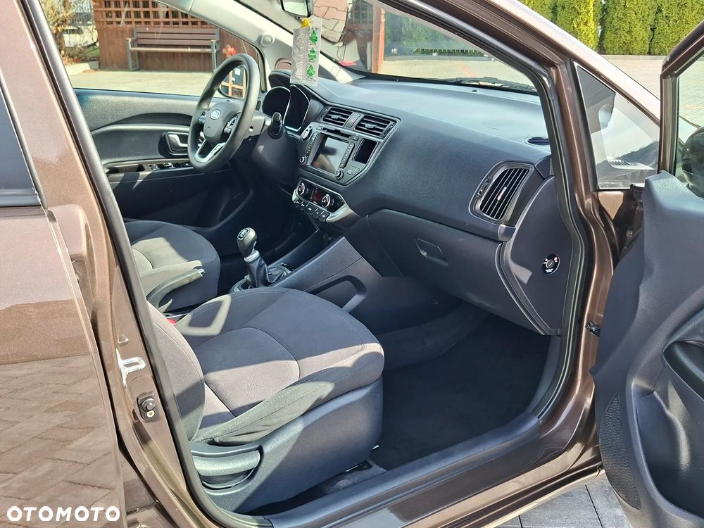 Kia Rio 1.4 Vision - 14