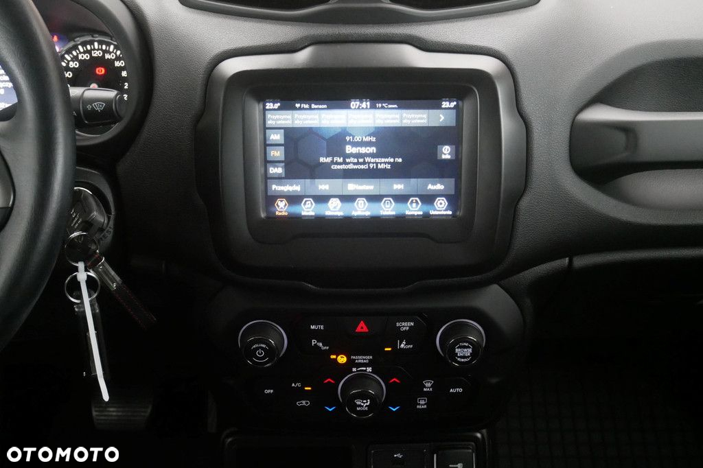 Jeep Renegade 1.3 GSE T4 Turbo Limited FWD S&S - 10