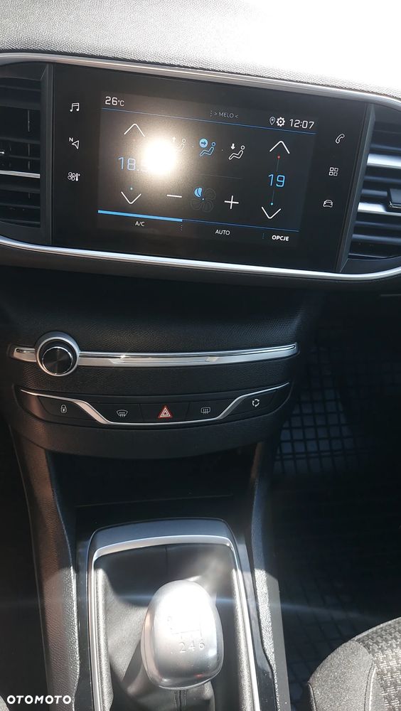 Peugeot 308 1.5 BlueHDi Business Line S&S - 12