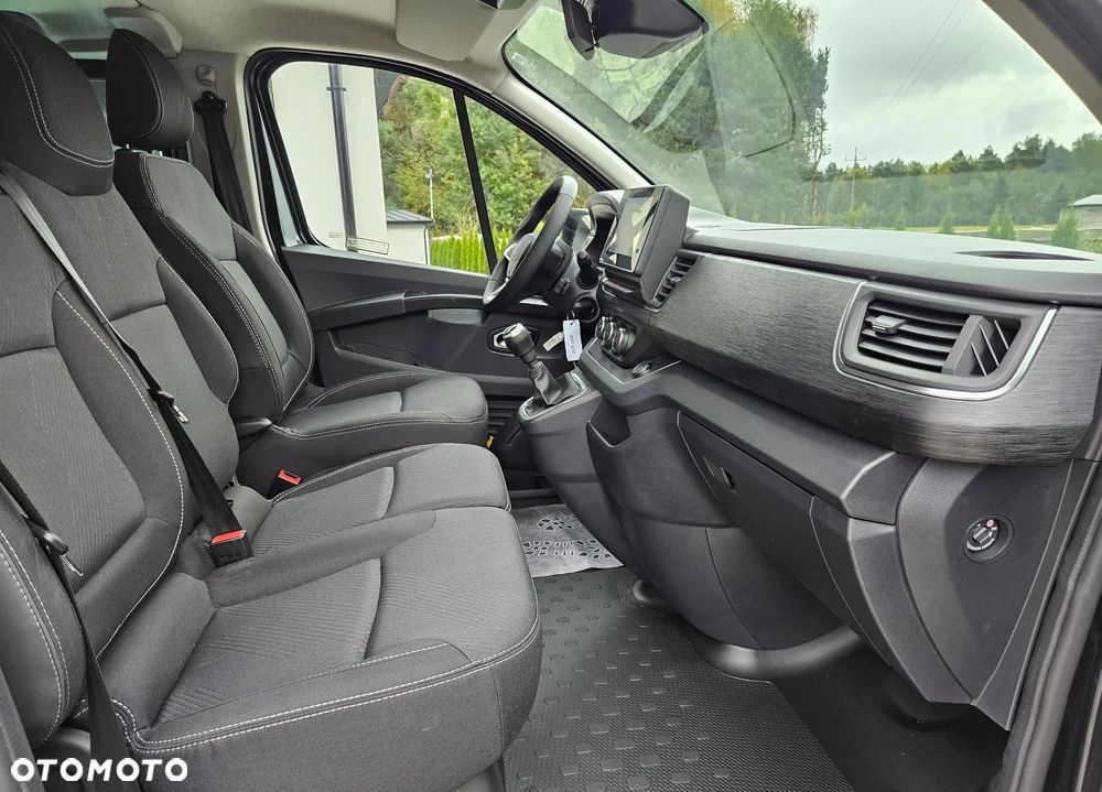 Renault Trafic - 17