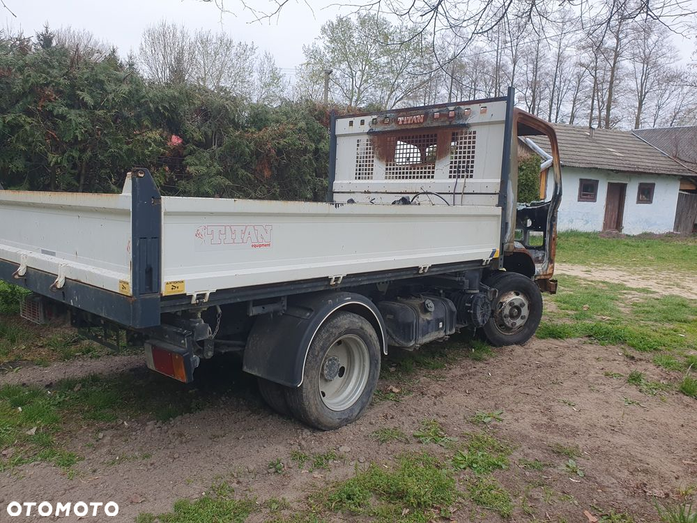 Isuzu M21 - 4