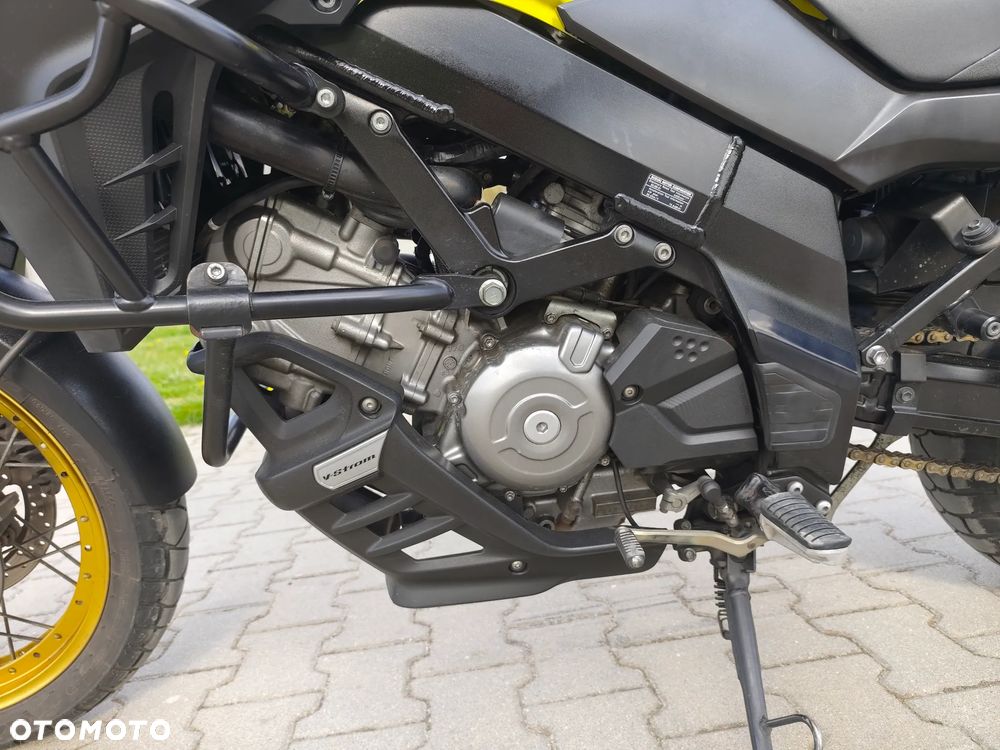 Suzuki V-STROM - 14