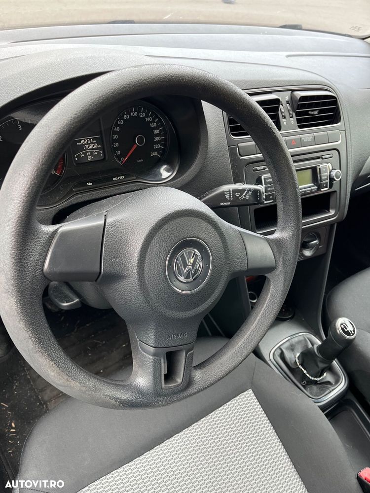 Volkswagen Polo - 9