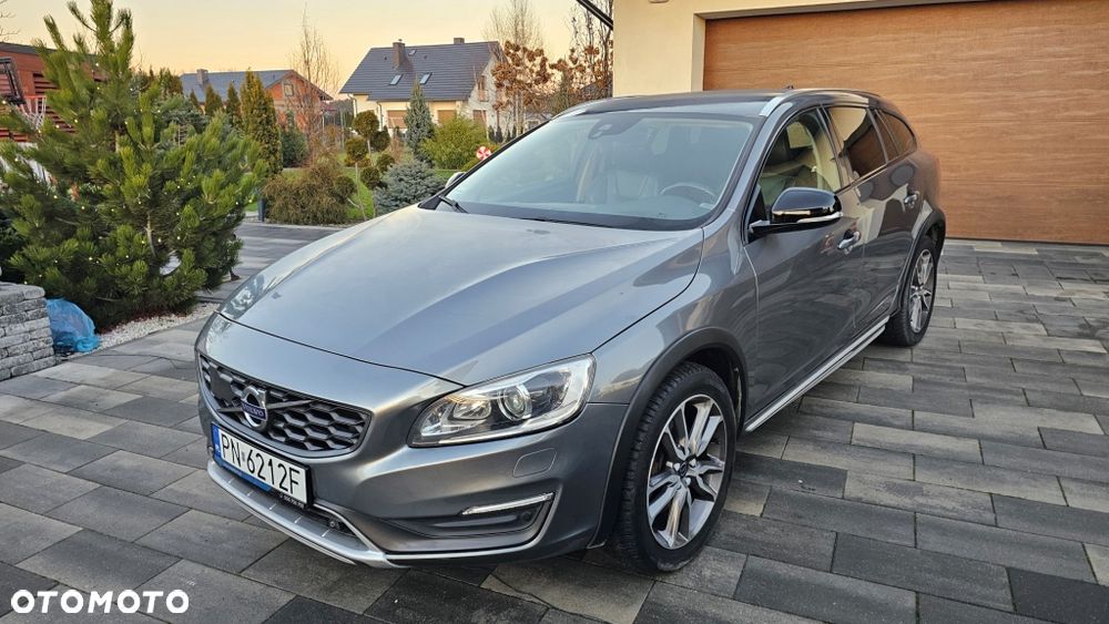 Volvo V60 D4 AWD Drive-E Summum - 3