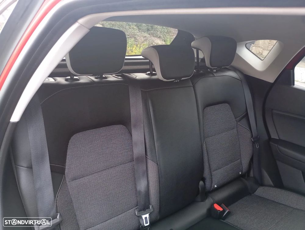 Renault Captur BLUE dCi 115 INTENS - 13