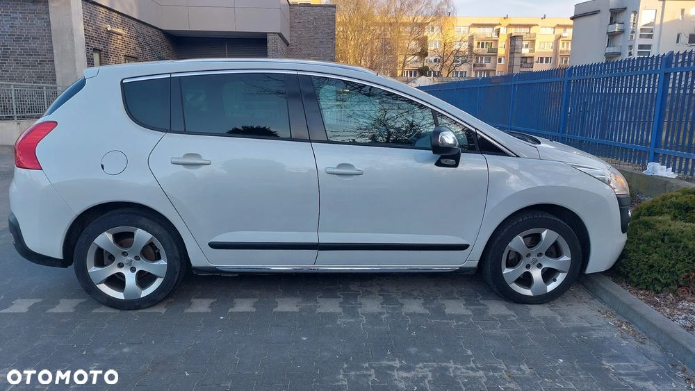 Peugeot 3008 155 THP Premium - 1