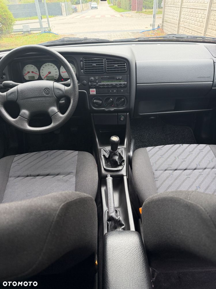 Volkswagen Passat - 8