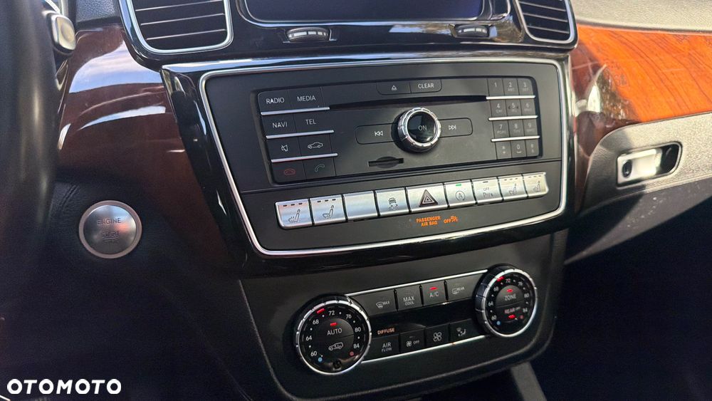 Mercedes-Benz GLS - 10