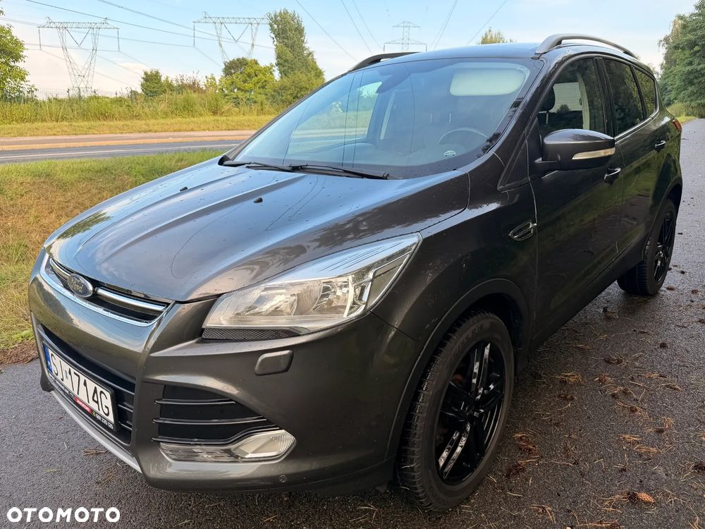 Ford Kuga 1.5 EcoBoost 2x4 Titanium - 37