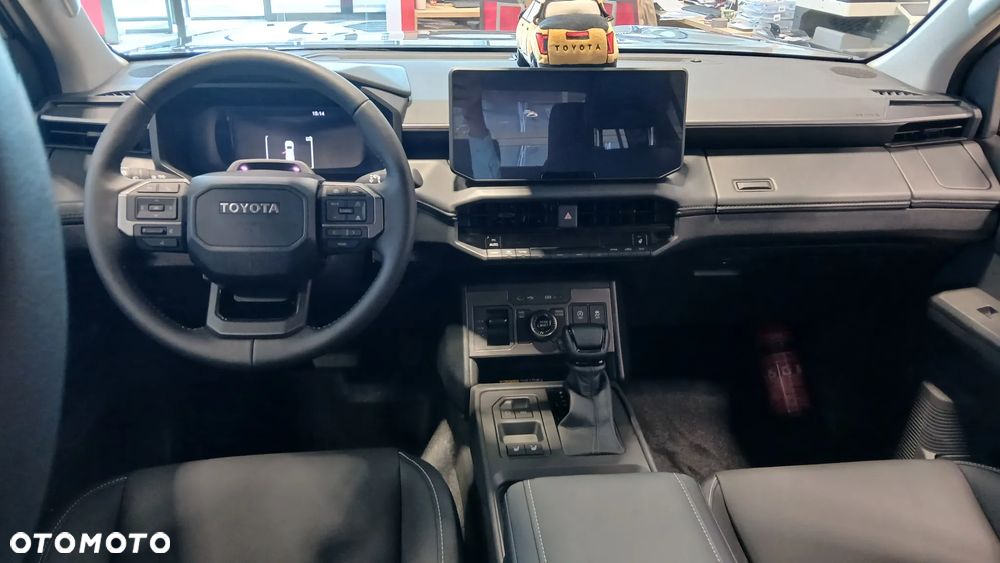 Toyota Hilux 2.8 D-4D mHEV Double Cab Executive 4x4 - 6