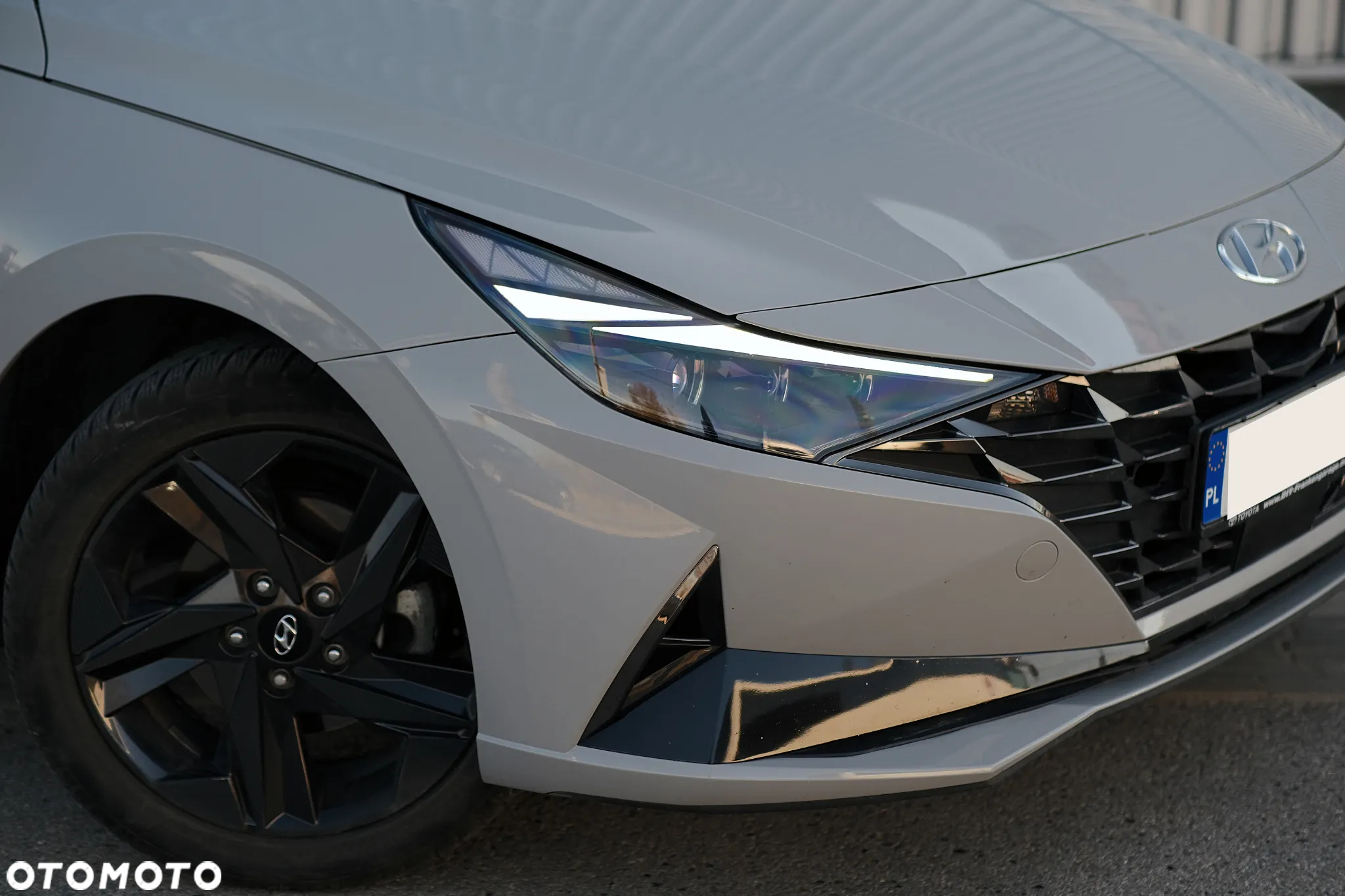 Hyundai Elantra 1.6 Smart CVT - 24