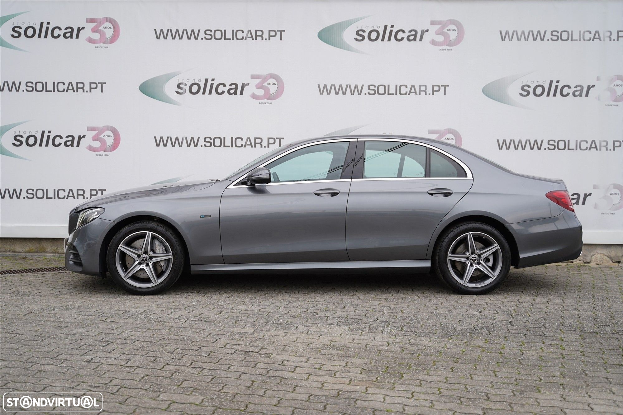 Mercedes-Benz E 300 de AMG Line - 10