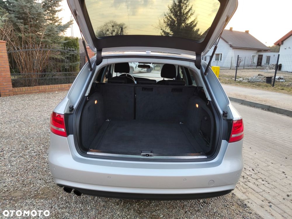 Audi A4 Avant 2.0 TDI - 14