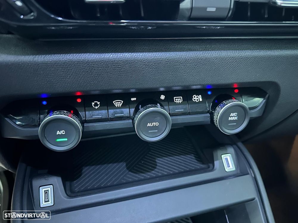 Citroën e-C4 50 kWh Feel - 34