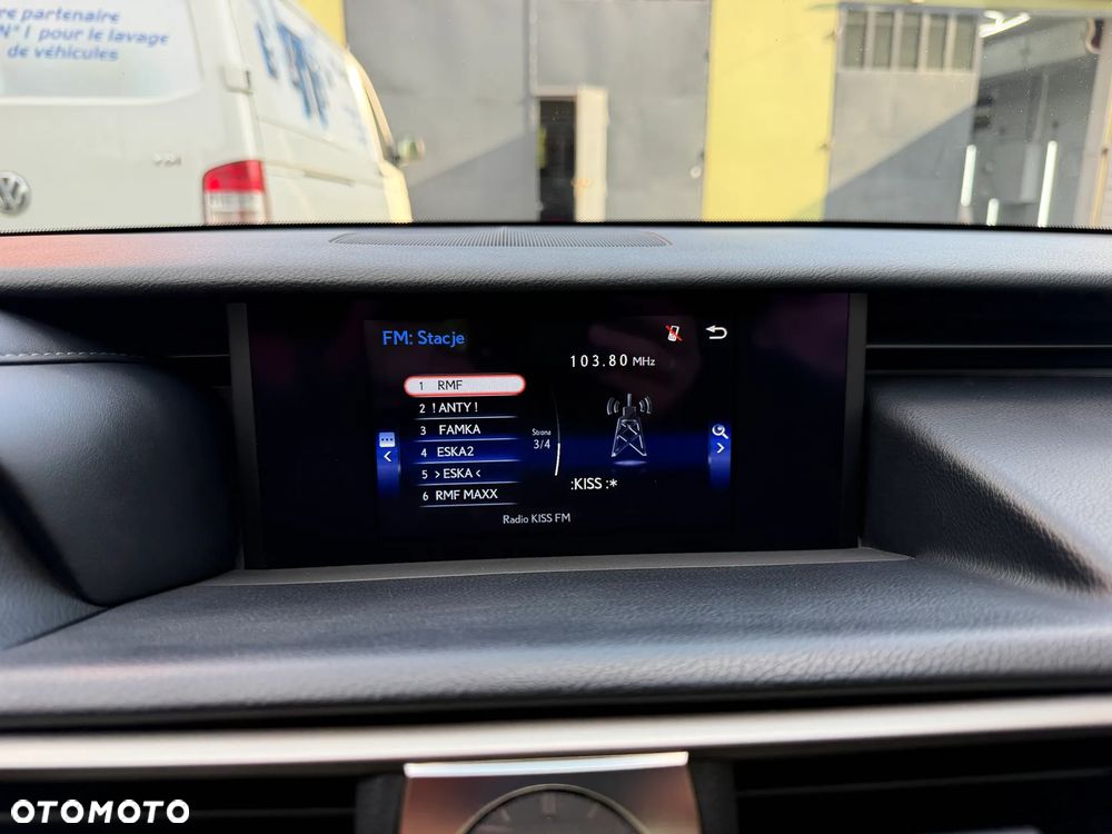 Lexus IS 200t / 300 Elegance - 23