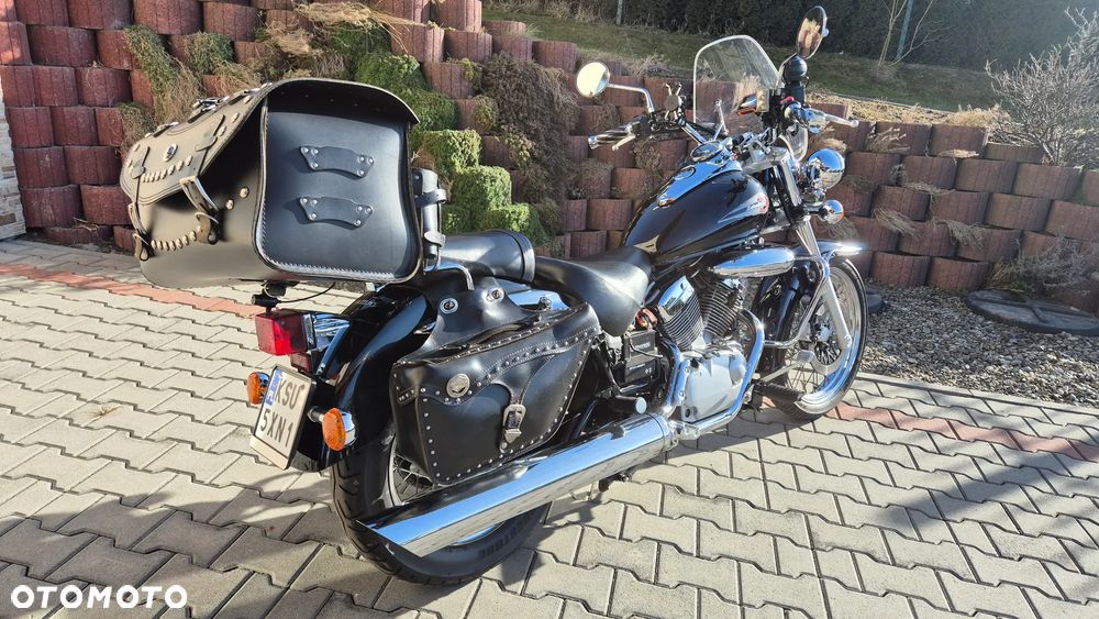 Suzuki Intruder - 7