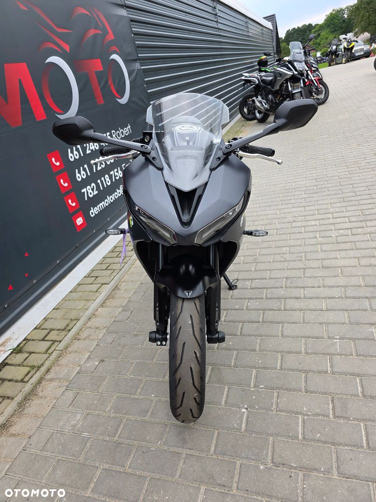 Triumph Daytona - 16