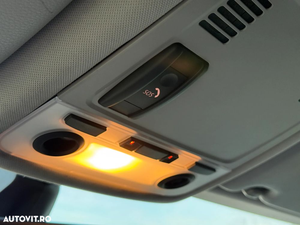 BMW Seria 3 318d DPF Touring Edition Exclusive - 25