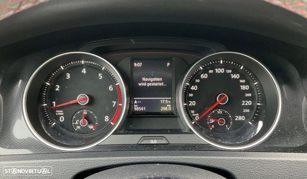 VW Golf GTI Performance BlueMotion DSG - 6