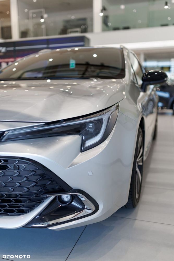 Toyota Corolla 1.8 Hybrid Style - 13