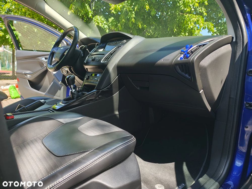 Ford Focus 1.5 EcoBoost Titanium ASS - 22