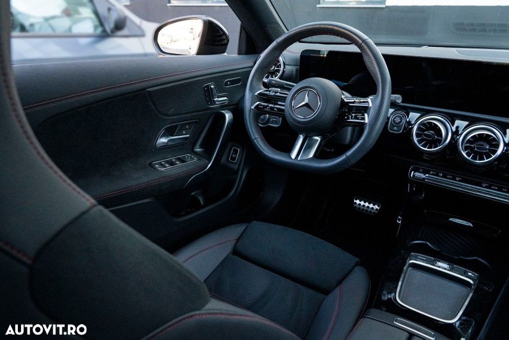 Mercedes-Benz CLA 180 MHEV Coupe - 17