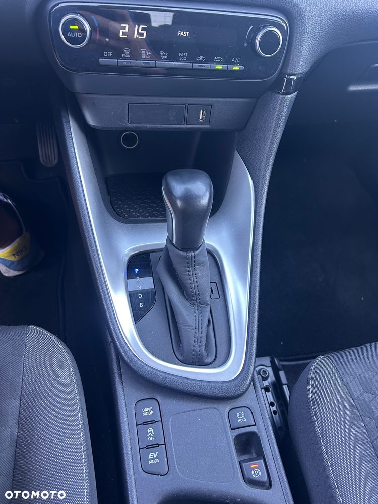 Toyota Yaris Hybrid 1.5 Comfort - 32