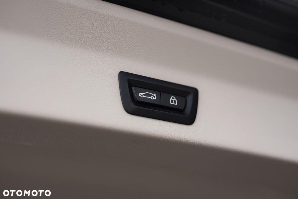 BMW X3 xDrive20d - 36